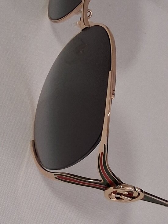 Gucci GG0225S 001 Grey Gradient Oval Ladies Sunglasses – Gently Used main image 4